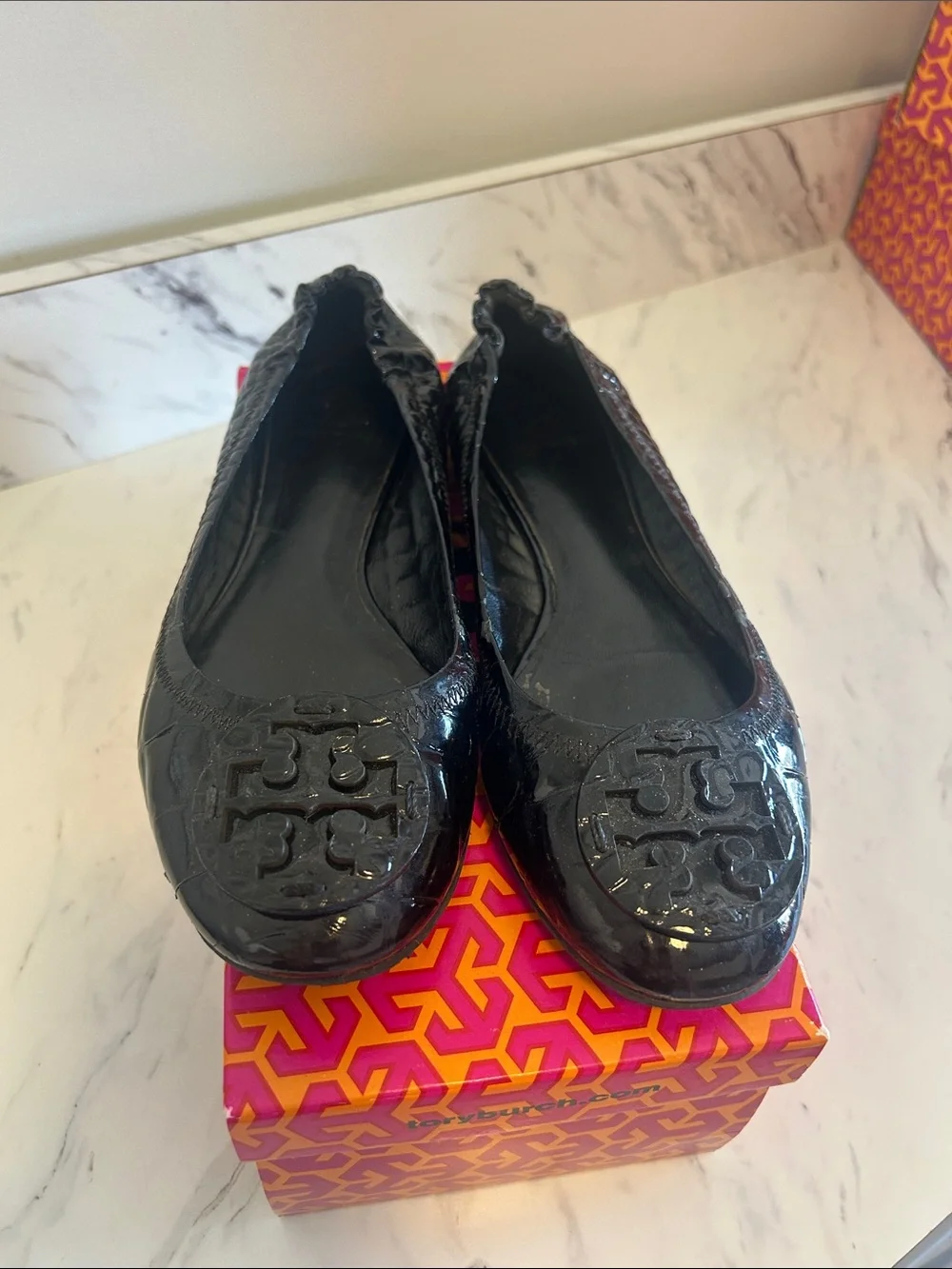 Tory Burch Black Patent Logo Round-Toe Ballet Flats
